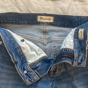 Madewell Tencel Mid-rise perfect vintage jean Size 24